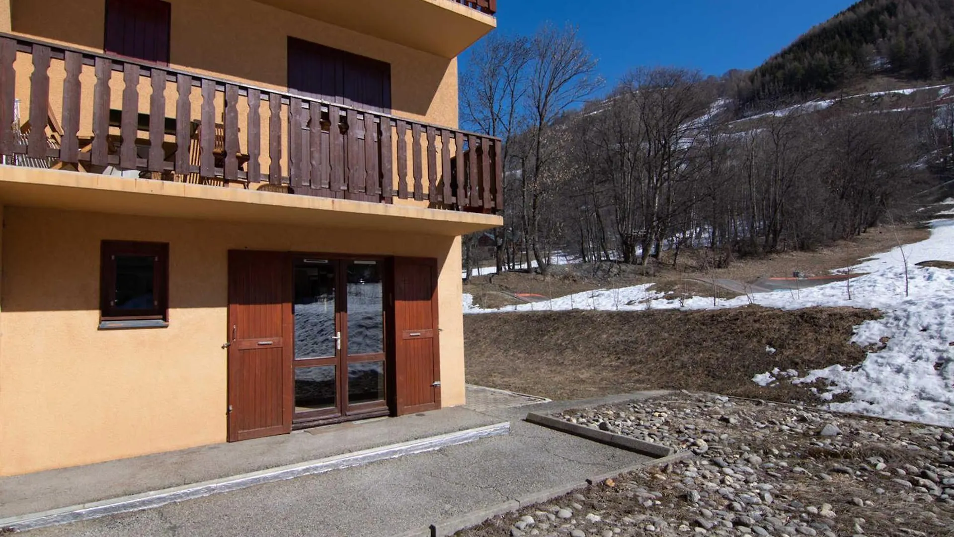Confortable Appartement 4 Pieces, 8 Personnes, Parking, Terrasse Exposee Sud - Fr-1-263-452 0*, Valloire France