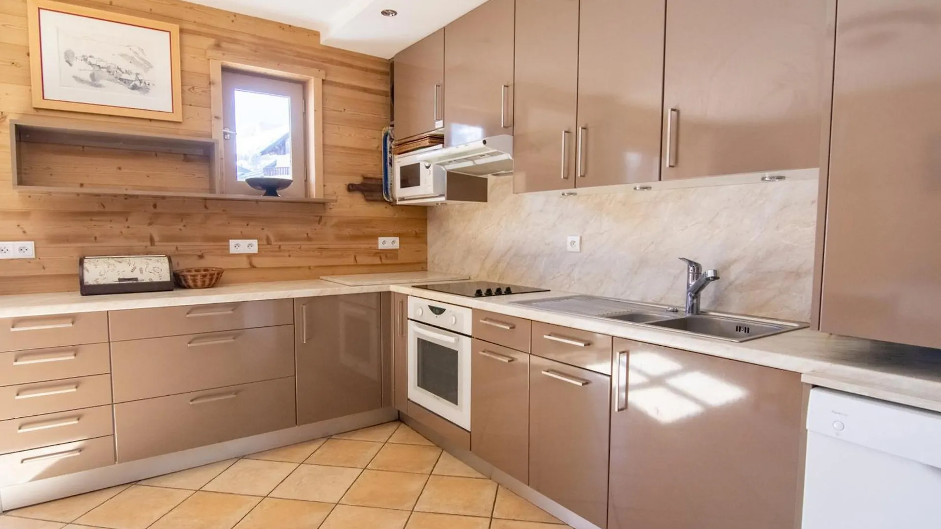 Confortable Appartement 4 Pieces, 8 Personnes, Parking, Terrasse Exposee Sud - Fr-1-263-452 0*, Valloire France